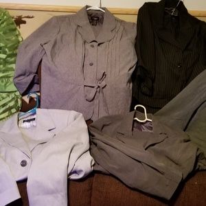 !! FINAL PRICE CUT!!suits plus size SELLING AS LOT